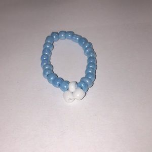 Hand made baby blue and white cloud seed bead ring